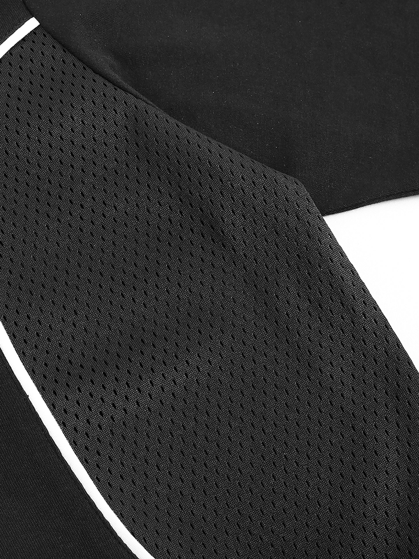 MONO Contrast Piped Panel T-Shirt